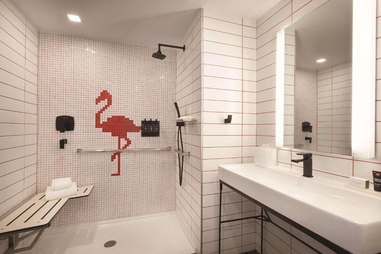 Bathroom 3, Kompose Boutique Hotel Miami Airport, Miami-Dade