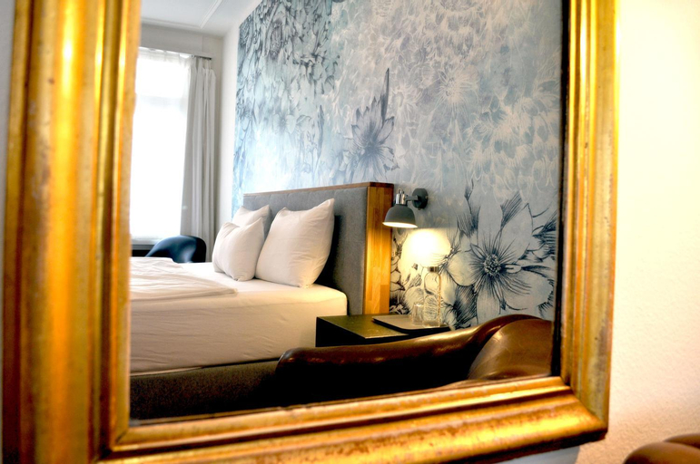 Bedroom 12