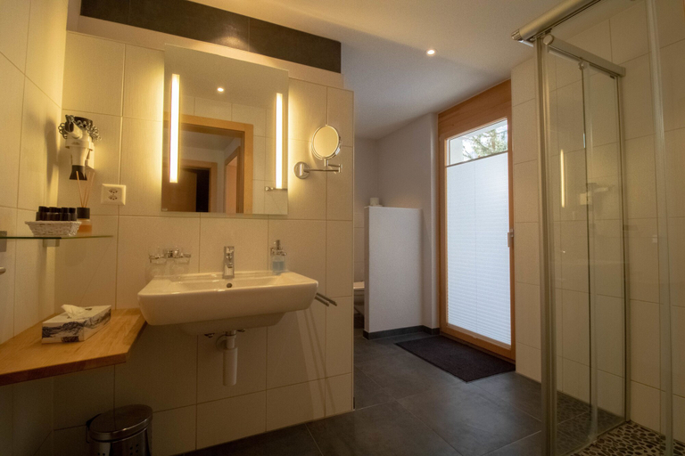 Bathroom 3, Chalet A la Casa, Visp