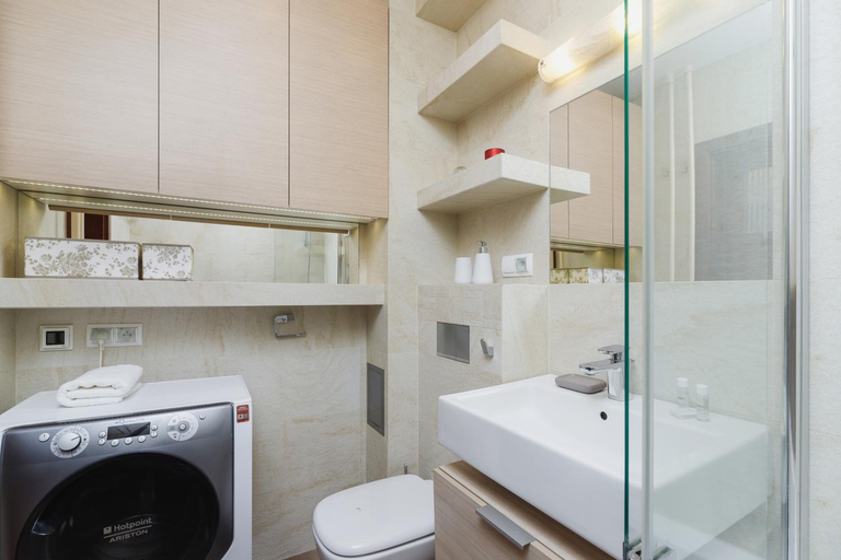 Bathroom 2, Apartments Obopolna Cracow by Noclegi Renters, Kraków City