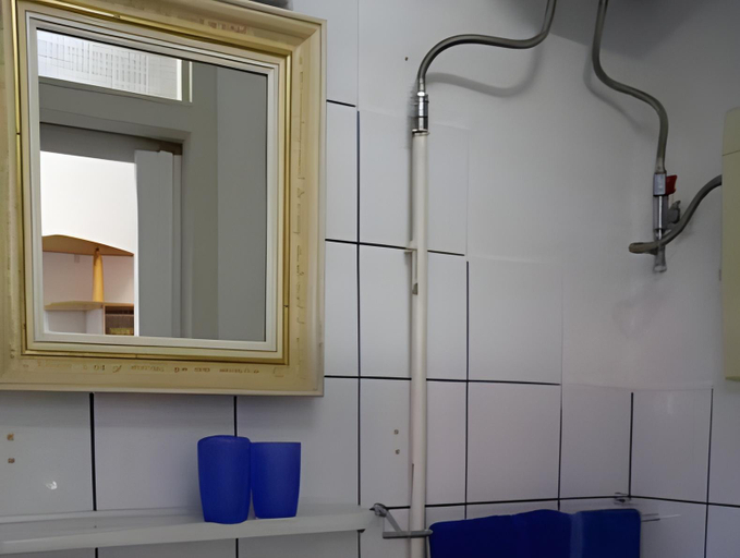Bathroom 2, Casa Galleria Rica, Makarska