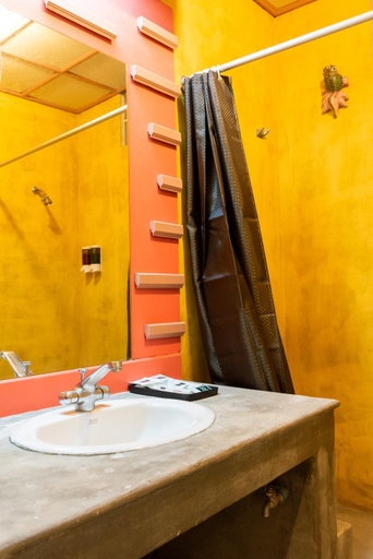 Bathroom 17
