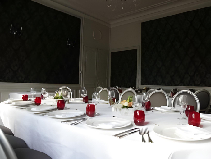 Food & Drinks 5, Hotel 4 etoiles - Restaurants & Spa Perier Du Bignon, Mayenne