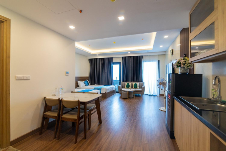 Dining Room 10