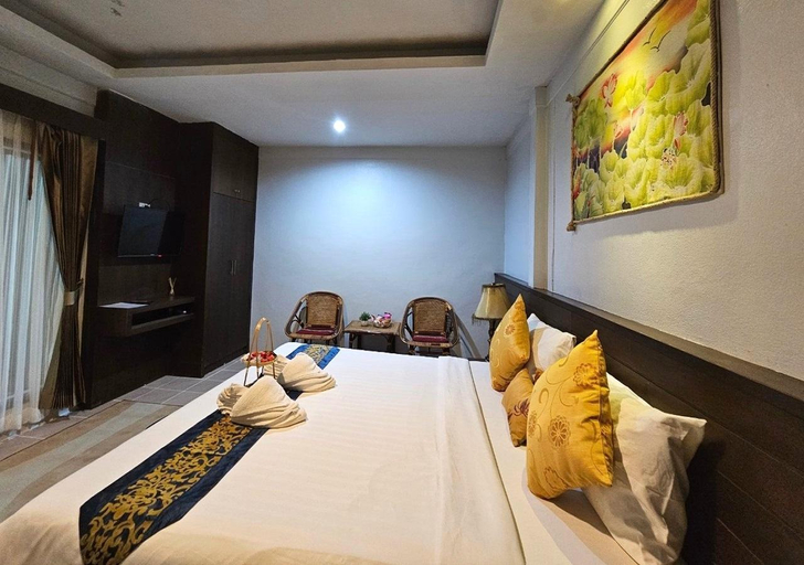 Bedroom 8
