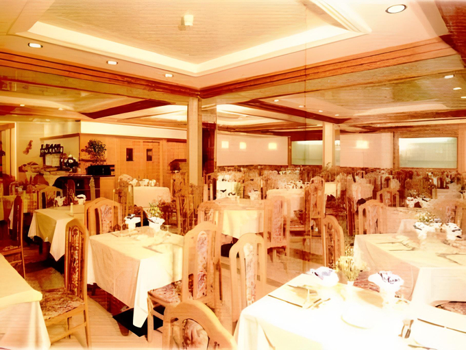 Food & Drinks 5, Hotel Italia, Trento