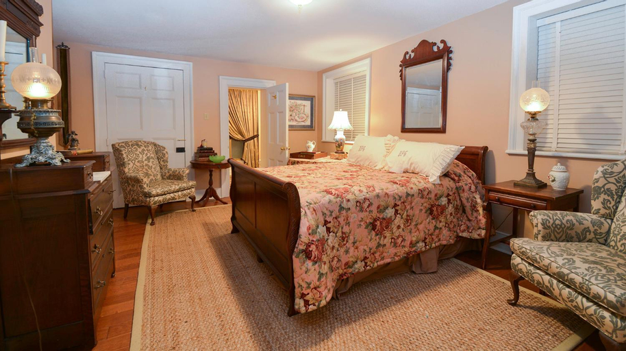 Bedroom 5