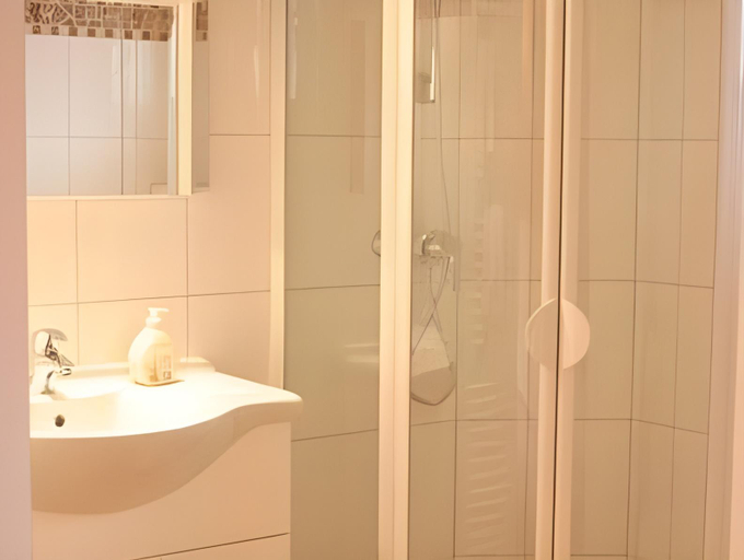 Bathroom 4, Landhaus Hotel Wolfratshausen, Bad Tölz-Wolfratshausen