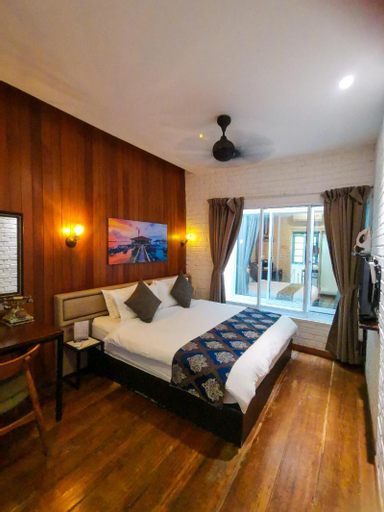 Bedroom 5