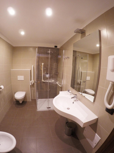 Bathroom 3, Chalet Alpina Hotel & Apartments, Aosta