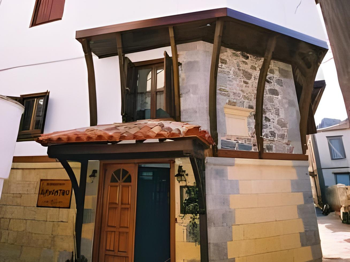 Others 5, Arxontiko Hotel, North Aegean