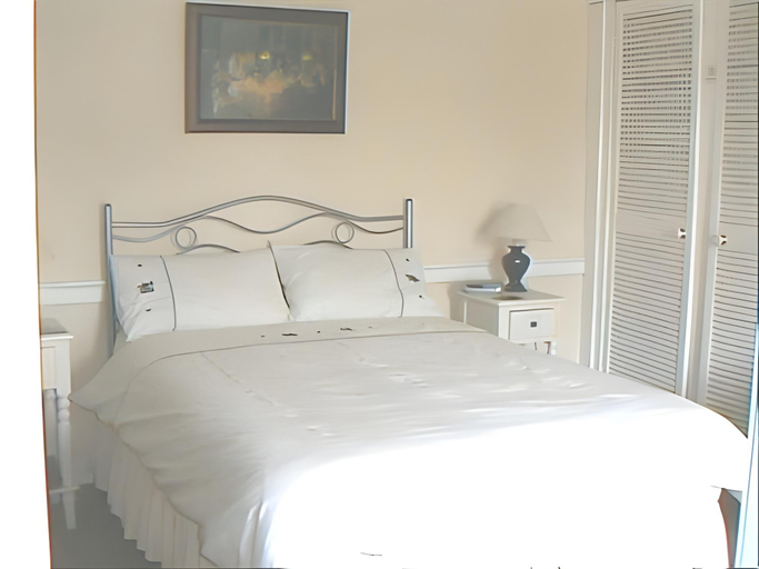 Bedroom 2, The Roxburgh, Northumberland