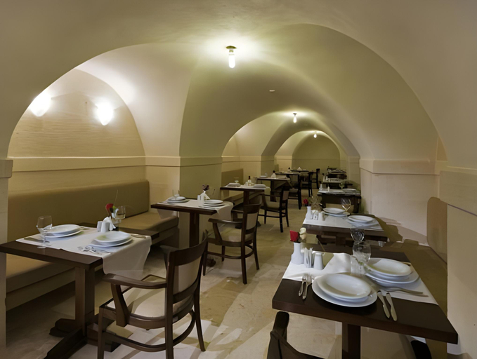 Food & Drinks 2, Kasr-i Nehroz Hotel, Midyat