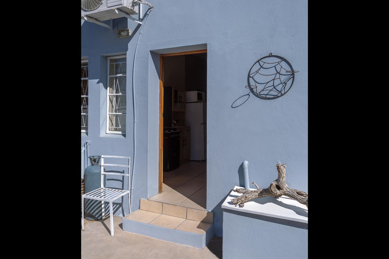 Others 2, La La DaThel Guesthouse, Pixley ka Seme