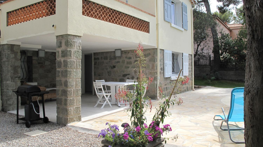 Facilities 3, Appartement dans Villa St Raphael, Var