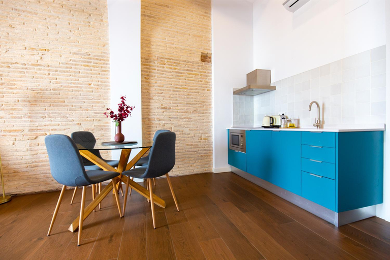 Others 3, Glorieta Suites, Alicante
