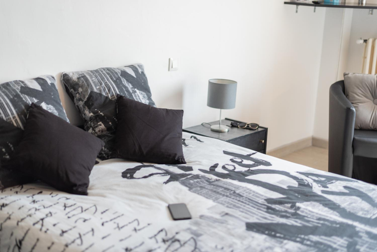 Bedroom 16