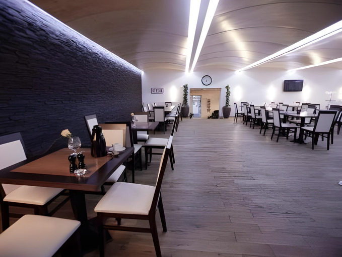 Food & Drinks, Dolphin Hotel Herning, Herning