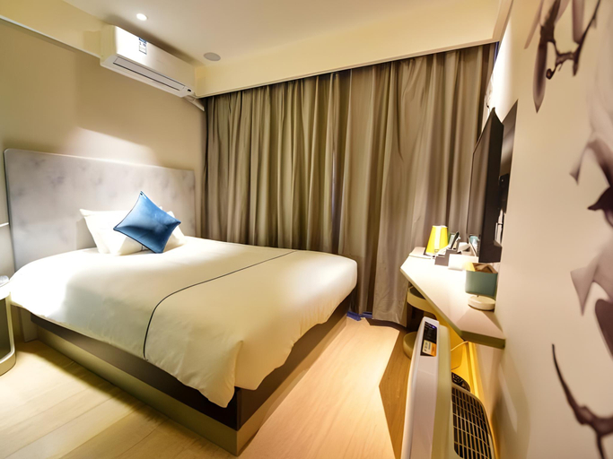 Bedroom, Magnotel Hotel Chengdu Taikoo Li Dongfeng Bridge A, Chengdu