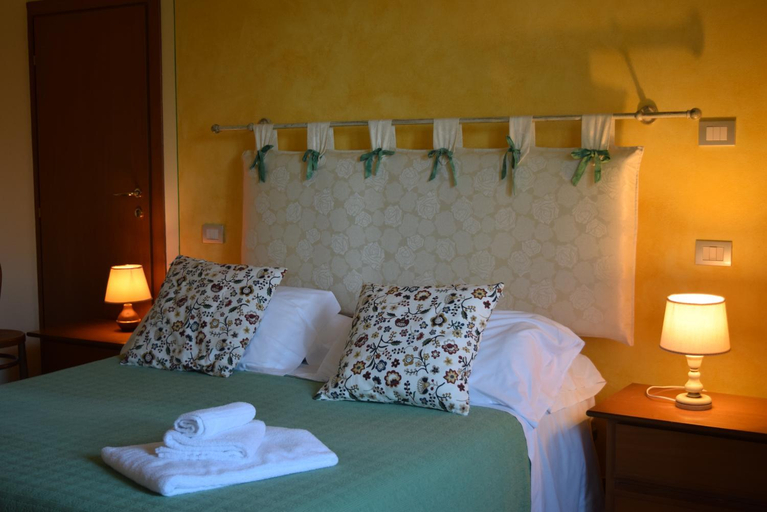 Bedroom 3, Albergo Trattoria Fioravante, Verona