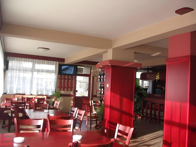 Food & Drinks 5, Family Hotel Savov, Chepelare