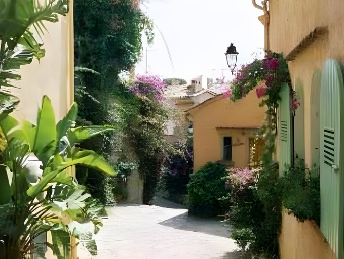 Exterior & Views 2, Hostellerie du Cigalou, Var