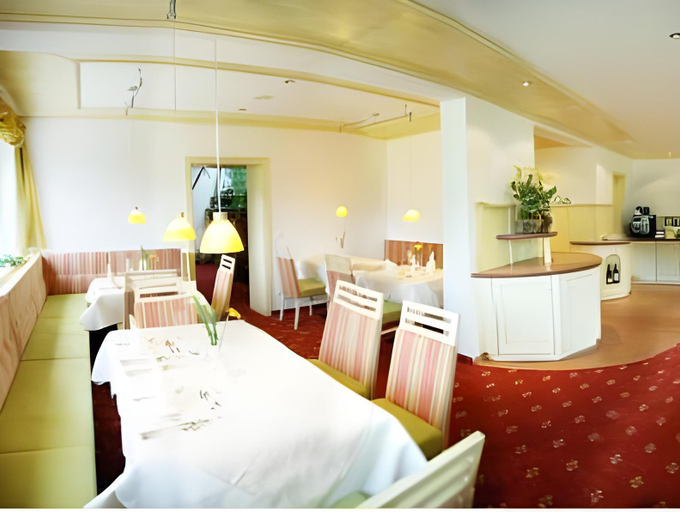 Food & Drinks 5, Hotel-Garni Drachenburg, Garmisch-Partenkirchen