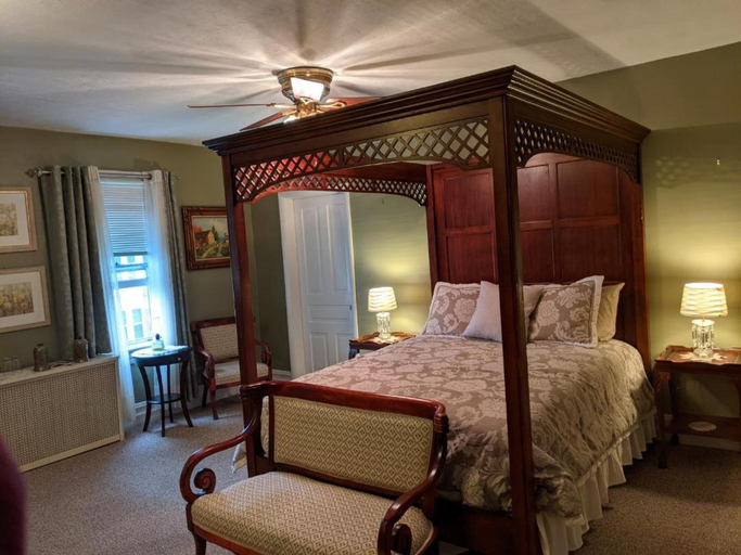 Others 5, Lizard Creek Inn, Schuylkill