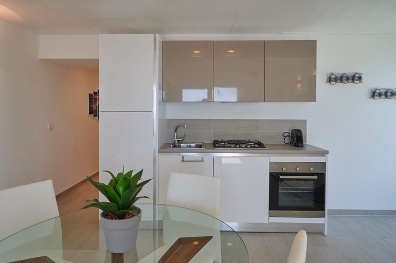 Dining Room 2