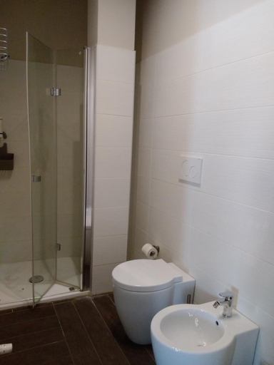 Bathroom 20