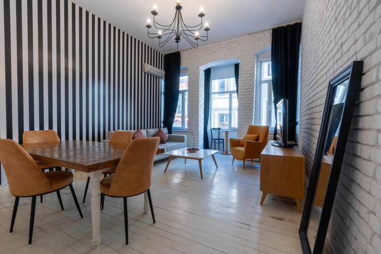 Food & Drinks 4, 5 Apartment Galata, Beyoğlu