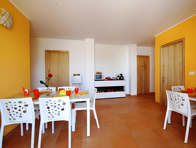 Others 2, B&B Erminia, Lecce