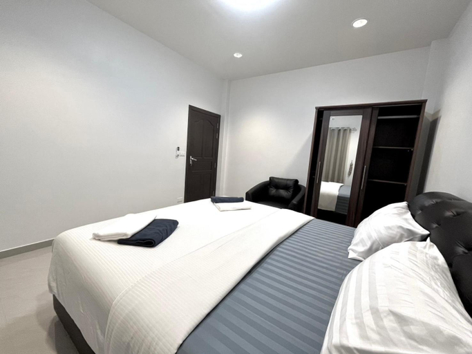 Bedroom 11