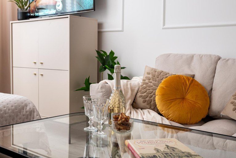 Others 4, Air-Conditioned GatawayStudio 900m from Central Station, parking on site, Warsaw