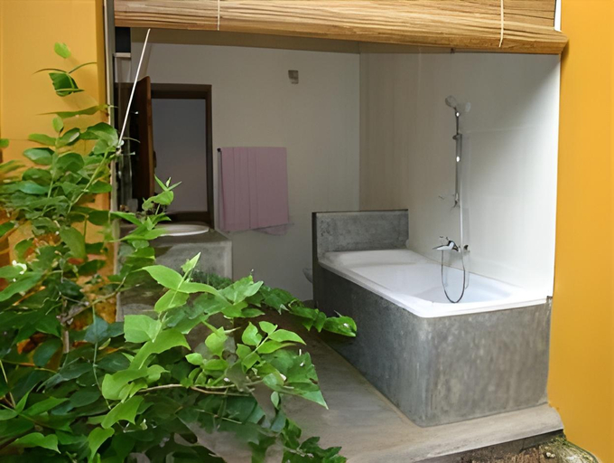 Bathroom, Muthumuni Beach Resort, Beruwala