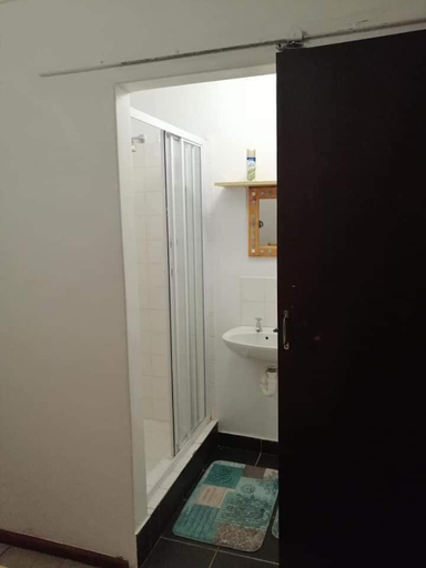 Bathroom 5, Garden Route Stay, Eden