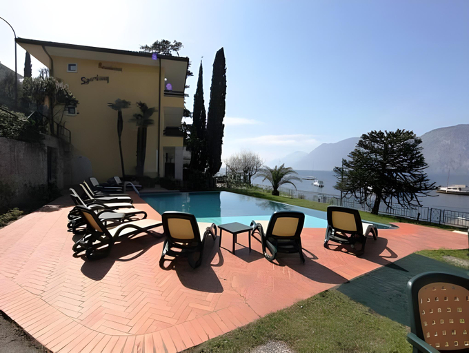 Others 3, Residence Sporting, Verona