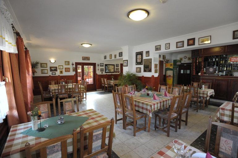 Food & Drinks 2, Forras Fogado, Pétervására