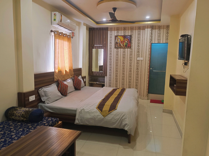Bedroom 3, Deepsun Regency Hotel, Sagar