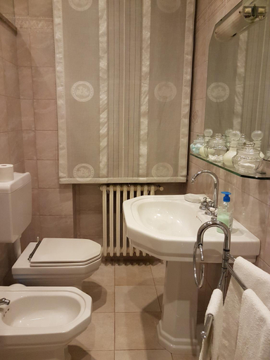 Bathroom 5