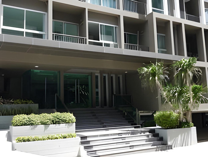 Thanyalak at The Gallery Condominium, Pattaya
