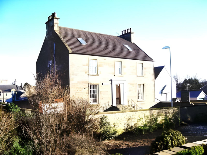 Exterior & Views, Southbank Guest House, Moray