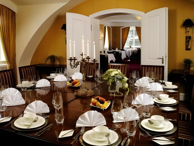 Food & Drinks, Schloss Neutrauchburg, Ravensburg