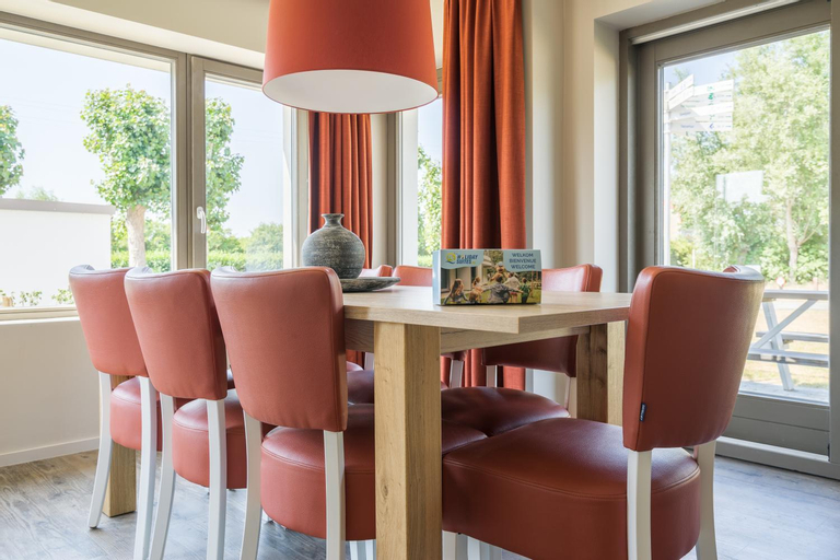 Dining Room 4