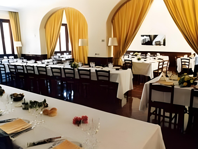 Food & Drinks 5, Hotel Trieste, Sondrio