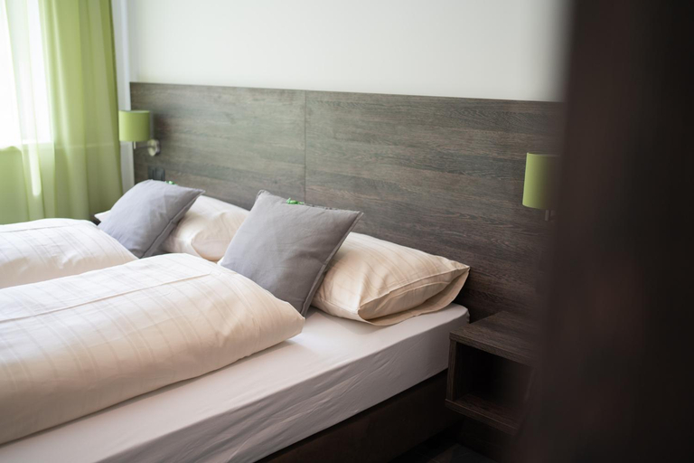 Bedroom 16