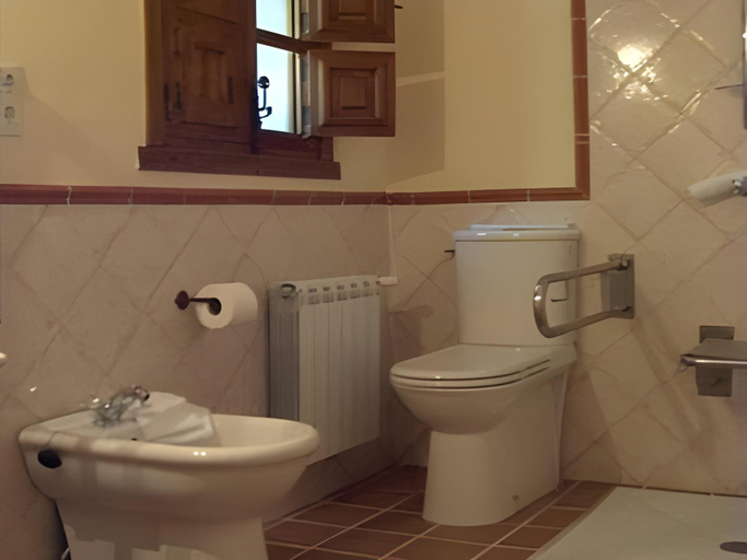 Bathroom, Hotel Posada Molino del Cubo, Ávila