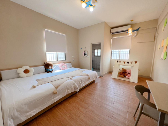 Bedroom 10