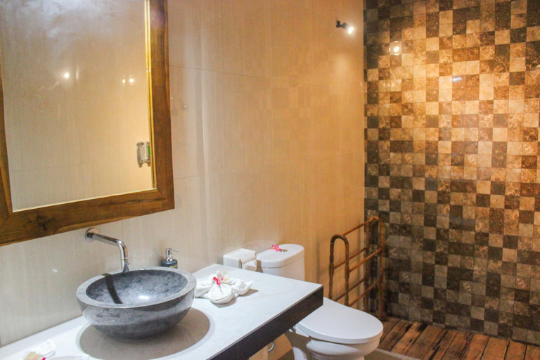 Bathroom 7