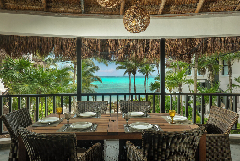 Food & Drinks 5, Mantaray Tulum, Cozumel